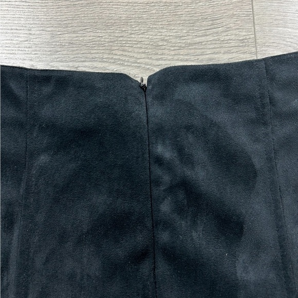 Glamorous Black Faux Suede Lace up Mini Skirt - Picture 6 of 11